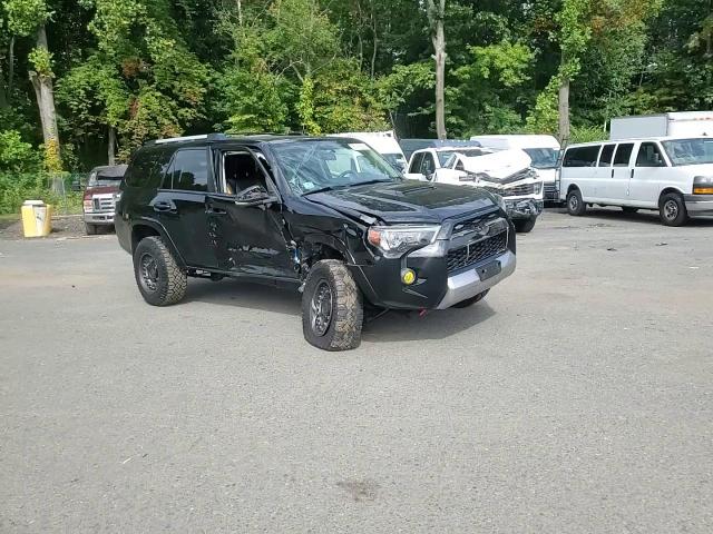 2015 Toyota 4Runner Sr5/Sr5 Premium VIN: JTEBU5JR9F5271136 Lot: 80936925