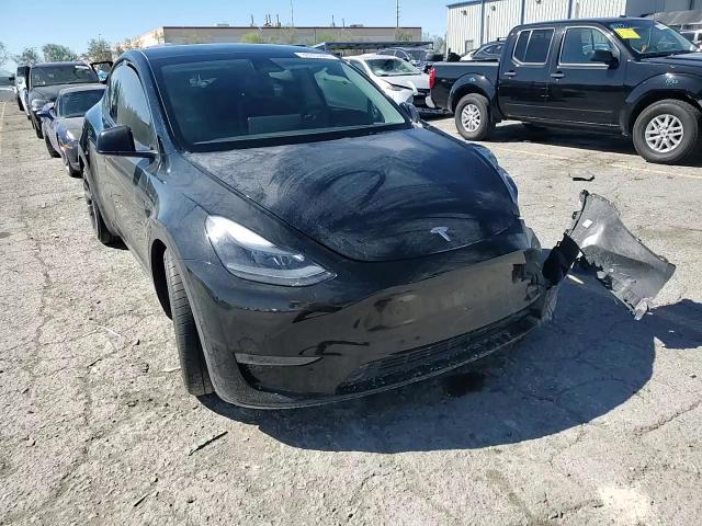 2022 Tesla Model Y VIN: 7SAYGDEF7NF329762 Lot: 80353045