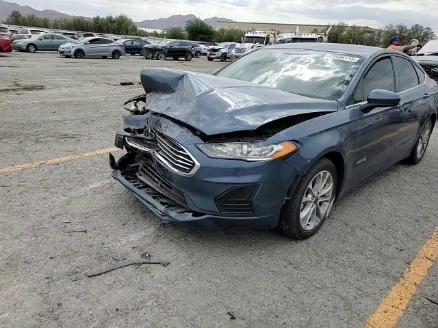 2019 Ford Fusion Se VIN: 3FA6P0LU0KR137808 Lot: 71536115