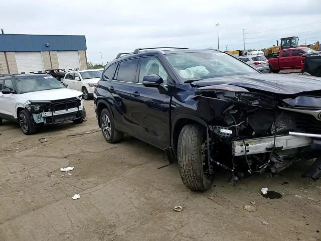2022 Toyota Highlander Xle VIN: 5TDGZRBHXNS564139 Lot: 80248955