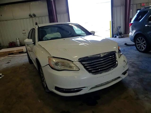2011 Chrysler 200 Touring VIN: 1C3BC1FB6BN531020 Lot: 81710995