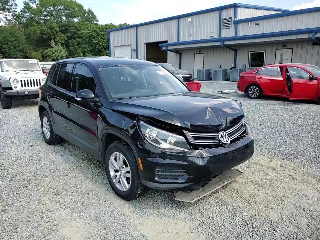 2013 Volkswagen Tiguan S VIN: WVGAV3AX4DW566566 Lot: 81724855