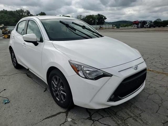 2020 Toyota Yaris Le VIN: 3MYDLBJV3LY701710 Lot: 82155005