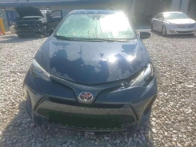 2018 Toyota Corolla L VIN: 5YFBURHE2JP752694 Lot: 80887455