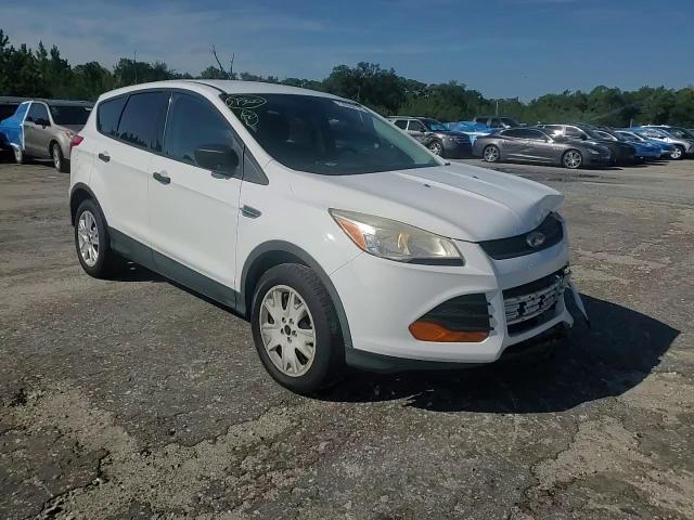 2014 Ford Escape S VIN: 1FMCU0F76EUC39571 Lot: 72006015