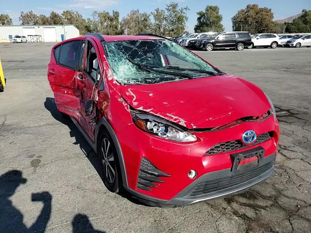 2018 Toyota Prius C VIN: JTDKDTB37J1599254 Lot: 82159825