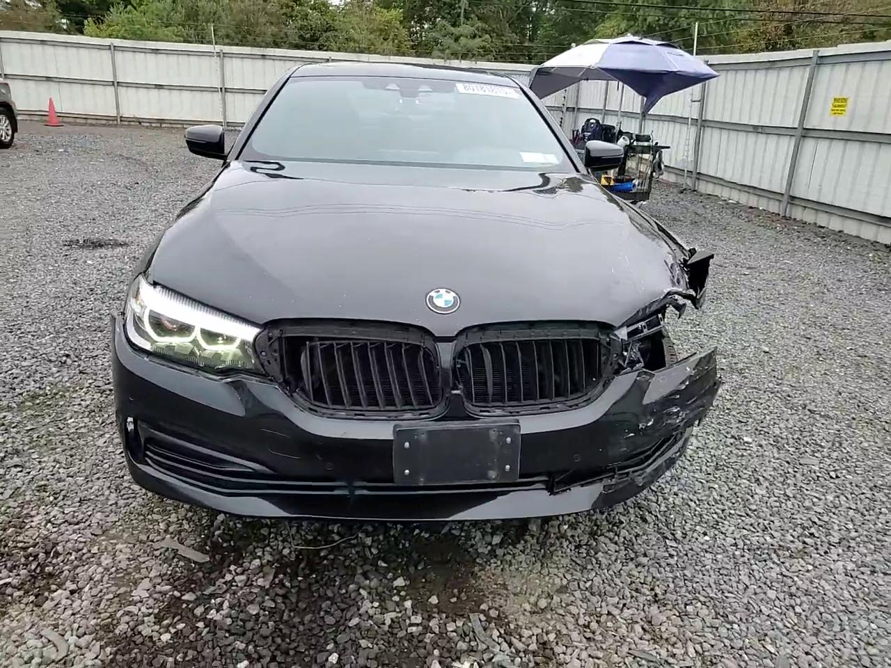 Фото: WBAJA7C54KG912736