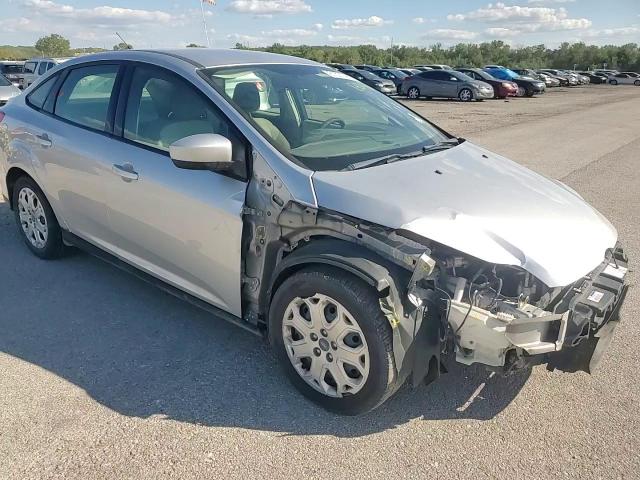 2012 Ford Focus Se VIN: 1FAHP3F29CL130196 Lot: 81331485
