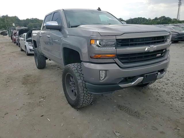 2017 Chevrolet Silverado K1500 Lt VIN: 3GCUKREC2HG327574 Lot: 71188645