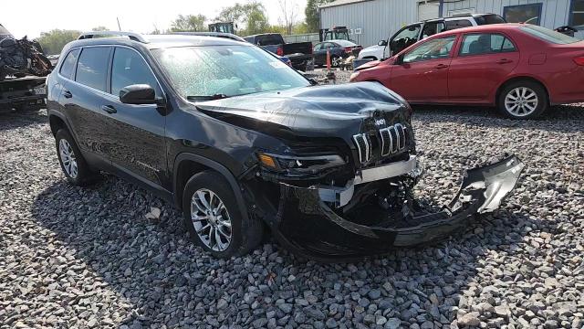 2019 Jeep Cherokee Latitude Plus VIN: 1C4PJMLB8KD199018 Lot: 84616375