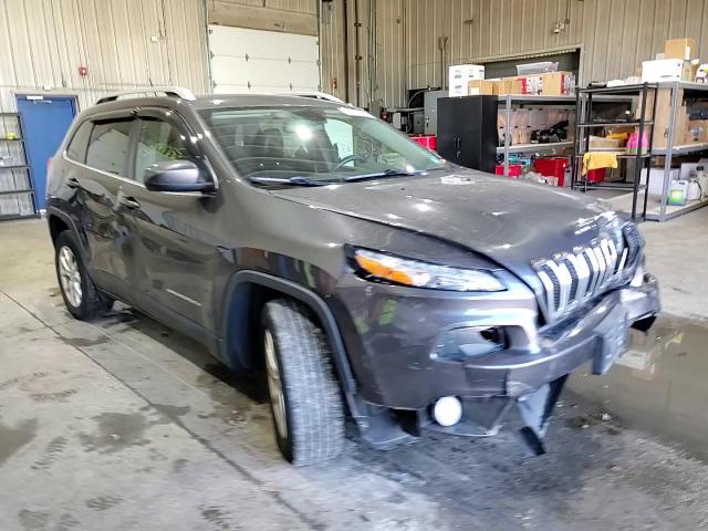 2017 Jeep Cherokee Latitude VIN: 1C4PJMCS6HW606072 Lot: 80177285