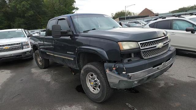 2005 Chevrolet Silverado K2500 Heavy Duty VIN: 1GCHK29U95E212789 Lot: 84048125