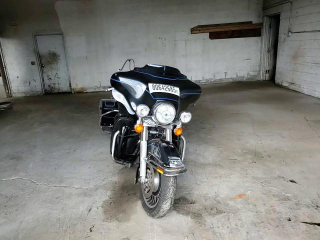 2011 Harley-Davidson Flhtcu Shrine VIN: 1HD1FL410BB663758 Lot: 80642685