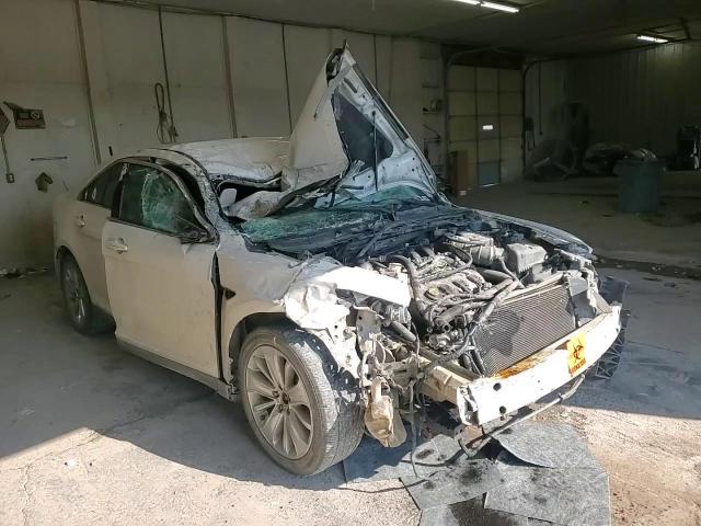 2010 Ford Taurus Limited VIN: 1FAHP2FW7AG142317 Lot: 94220655