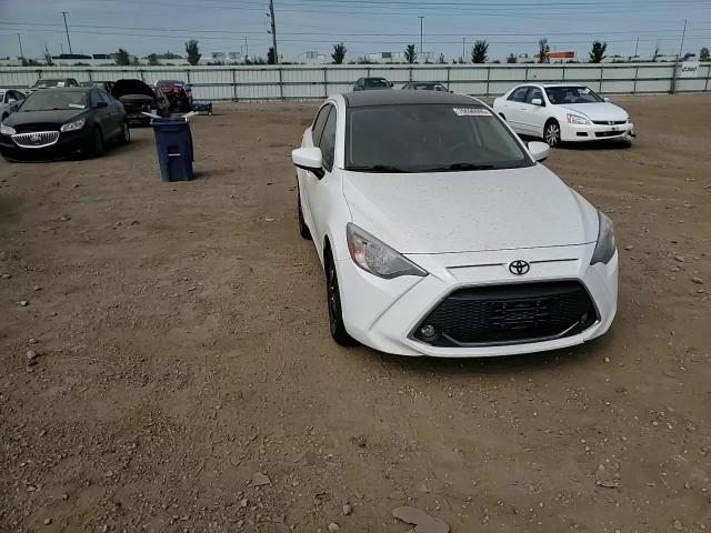 2019 Toyota Yaris L VIN: 3MYDLBYV5KY526400 Lot: 70690695