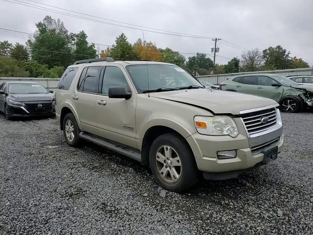 2007 Ford Explorer Xlt VIN: 1FMEU73E07UB49999 Lot: 71641665