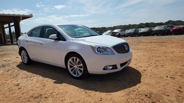 2014 Buick Verano VIN: 1G4PS5SK0E4220688 Lot: 72018295