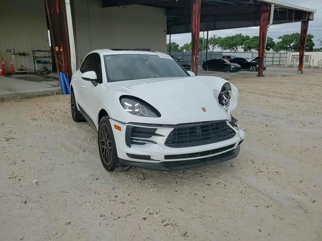 2020 Porsche Macan VIN: WP1AA2A57LLB03781 Lot: 71270315