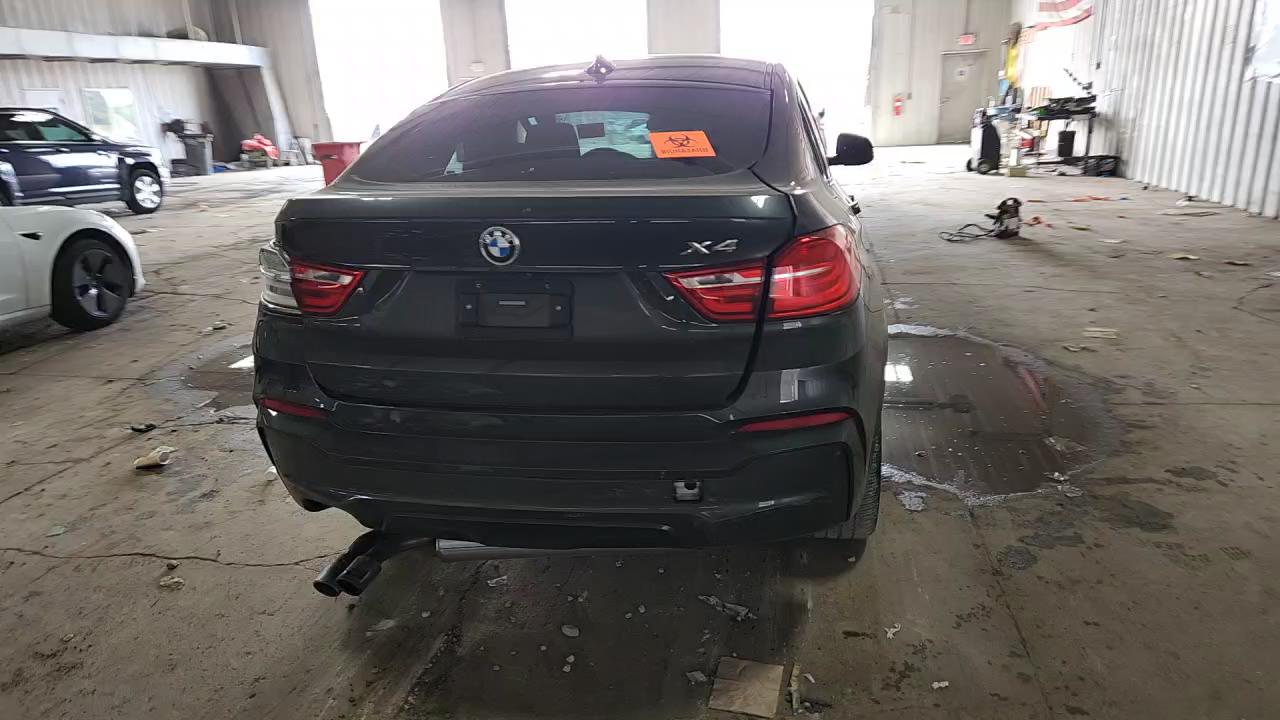 Фото: 5UXXW3C50J0T82021