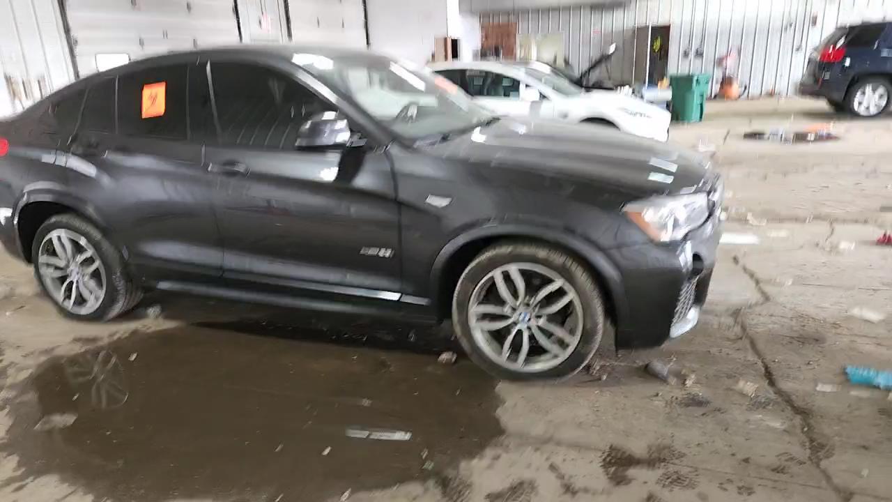 Фото: 5UXXW3C50J0T82021