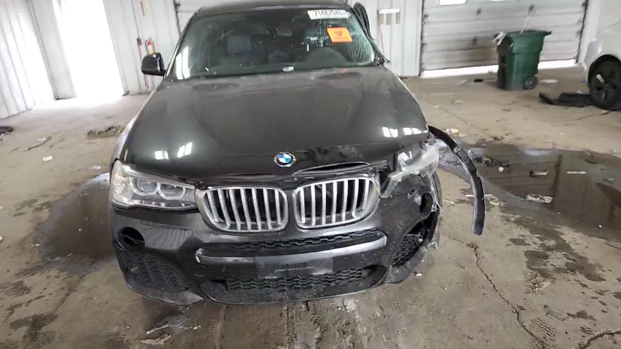 Фото: 5UXXW3C50J0T82021