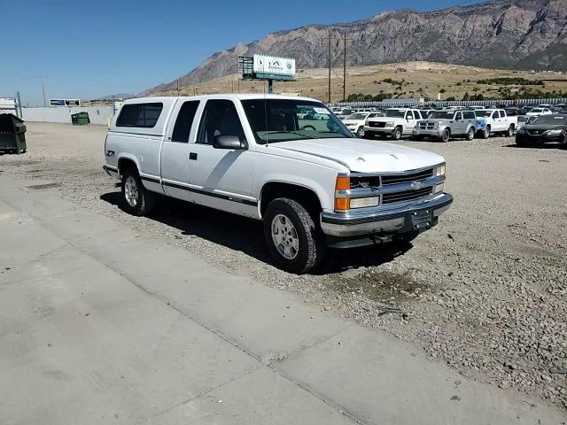1997 Chevrolet Gmt-400 K1500 VIN: 2GCEK19R8V1192920 Lot: 84038935