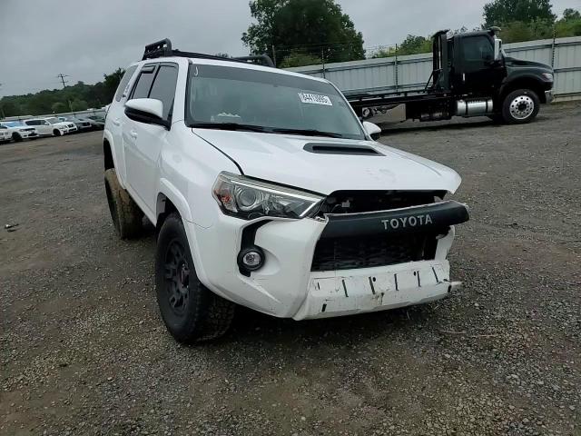 2019 Toyota 4Runner Sr5/Sr5 Premium VIN: JTEBU5JR0K5735859 Lot: 84413995