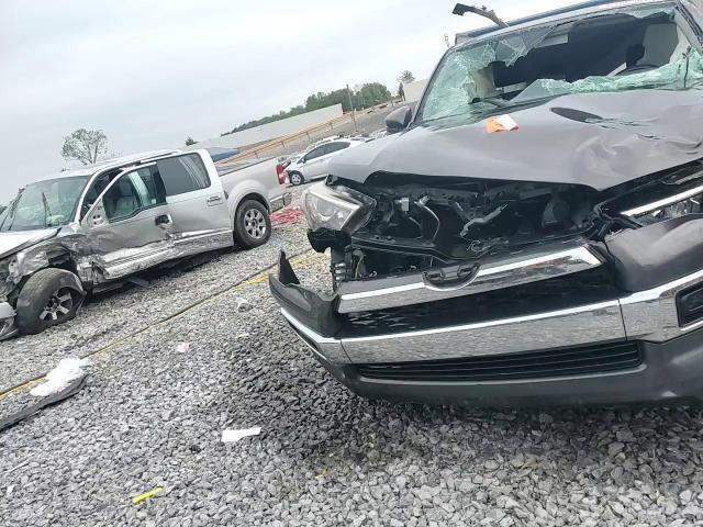 2018 Toyota 4Runner Sr5/Sr5 Premium VIN: JTEBU5JR7J5500597 Lot: 81603675