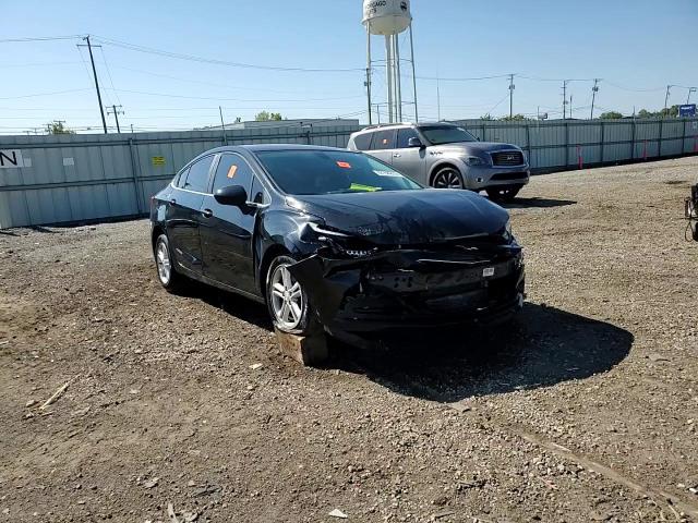 2017 Chevrolet Cruze Lt VIN: 1G1BE5SM9H7220692 Lot: 82168275