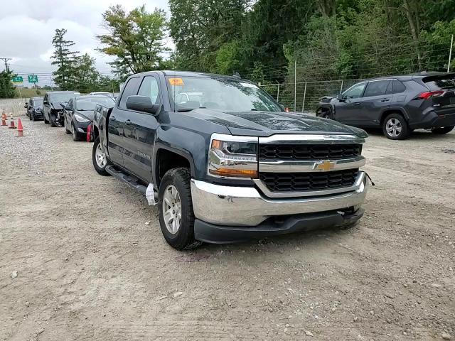 2018 Chevrolet Silverado K1500 Lt VIN: 1GCVKREH3JZ307856 Lot: 71601225