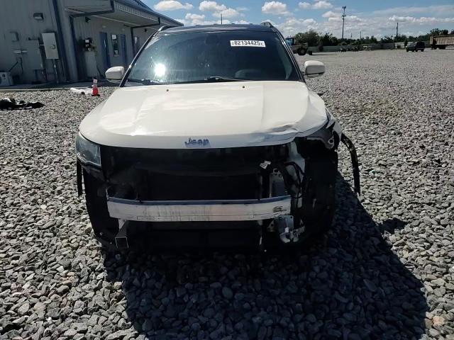 2019 Jeep Compass Limited VIN: 3C4NJCCB2KT772541 Lot: 82134425