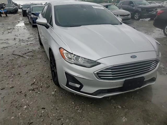 2019 Ford Fusion Se VIN: 3FA6P0HD2KR250796 Lot: 81750485