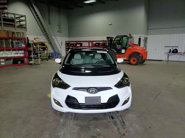 2012 Hyundai Veloster VIN: KMHTC6AD2CU028769 Lot: 70858065