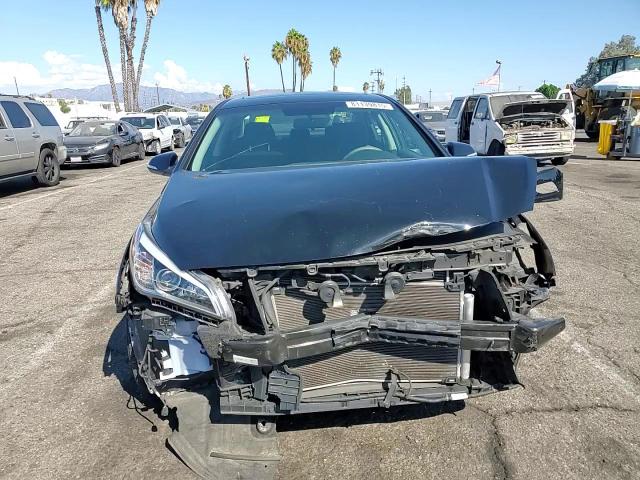 2017 Hyundai Sonata Se VIN: 5NPE24AF2HH588413 Lot: 81139815