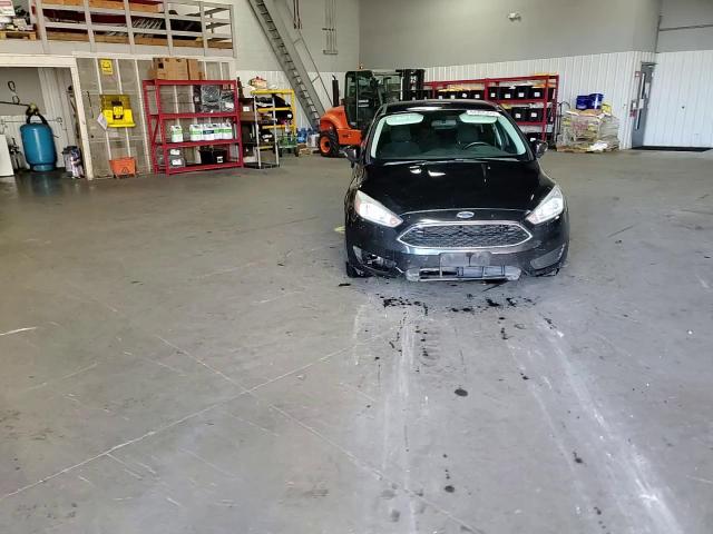 2015 Ford Focus Se VIN: 1FADP3K20FL363795 Lot: 84362395