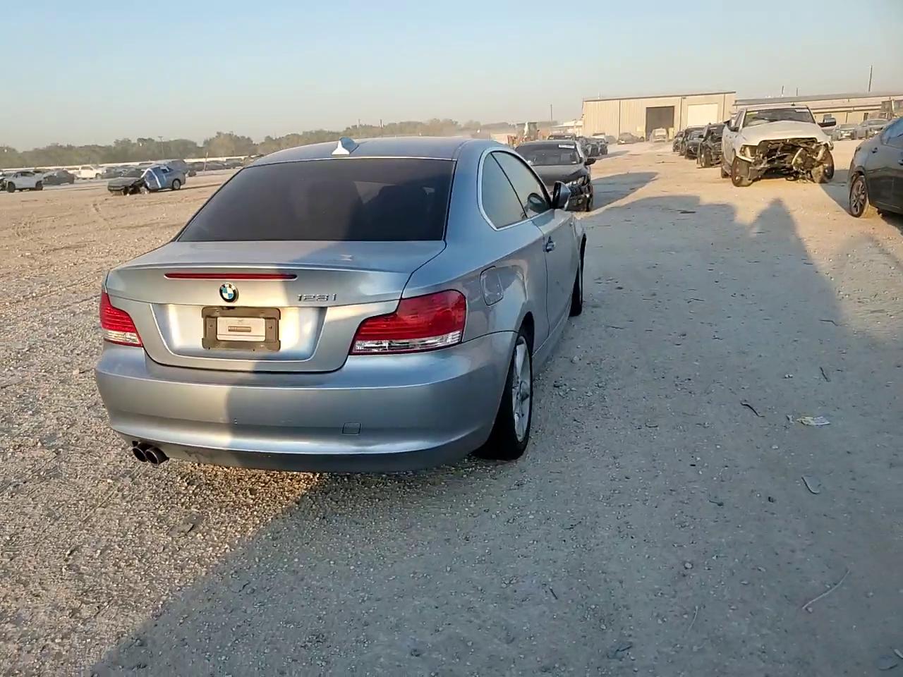 Фото: WBAUP7C53BVP21056