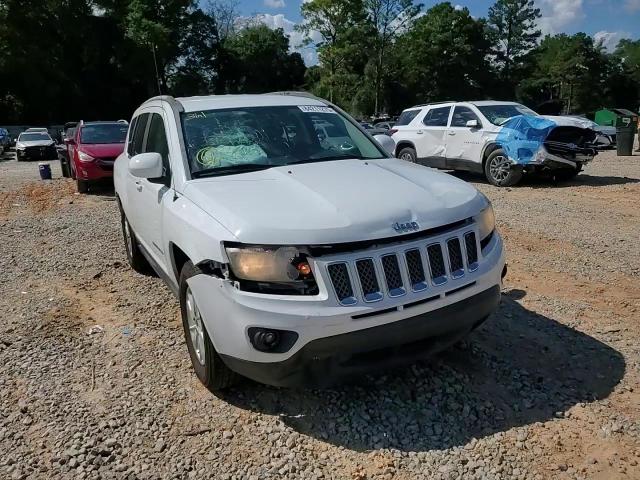 2016 Jeep Compass Latitude VIN: 1C4NJCEA7GD615038 Lot: 84211275