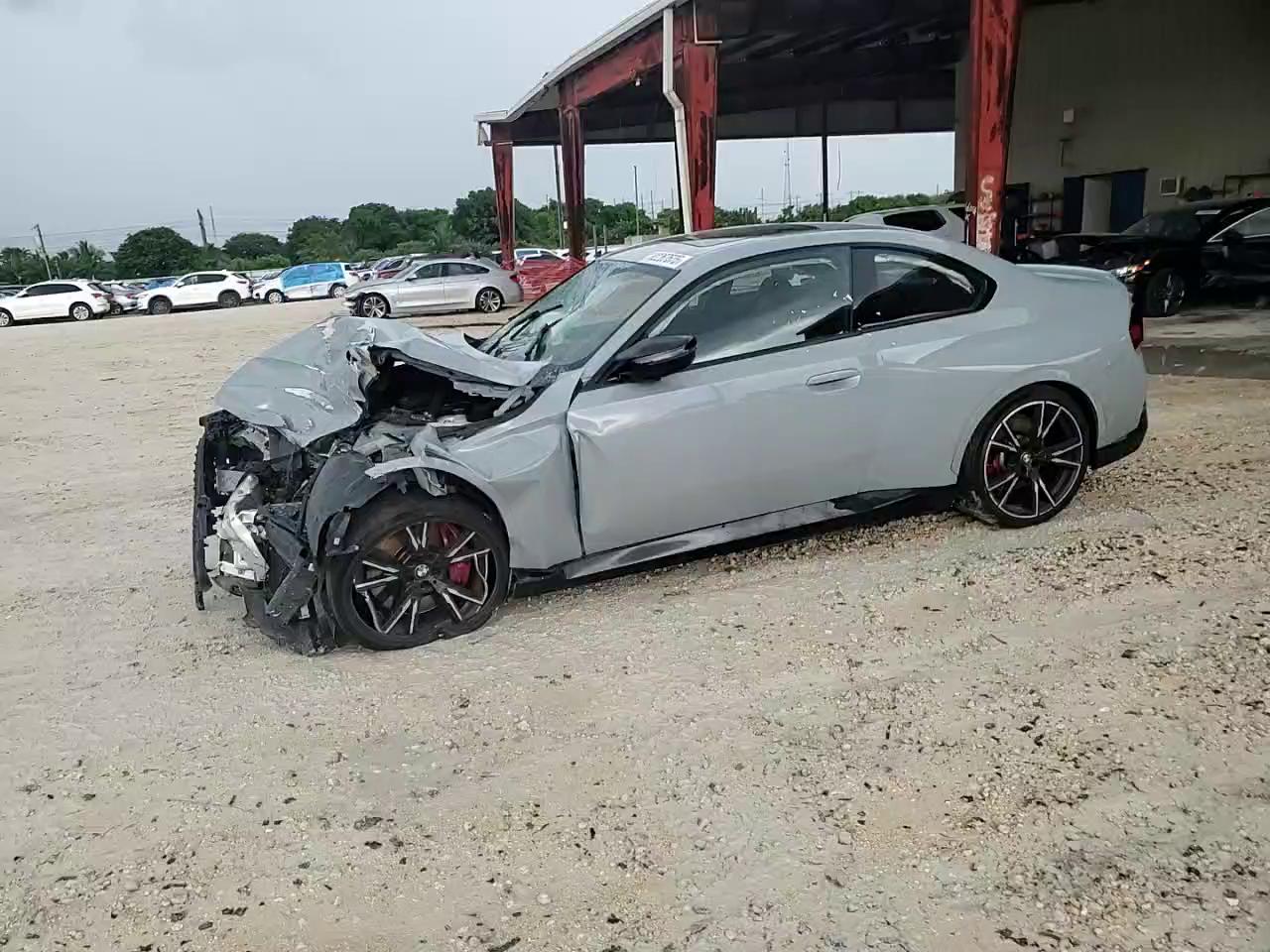 Фото: 3MW53CM08N8C41047