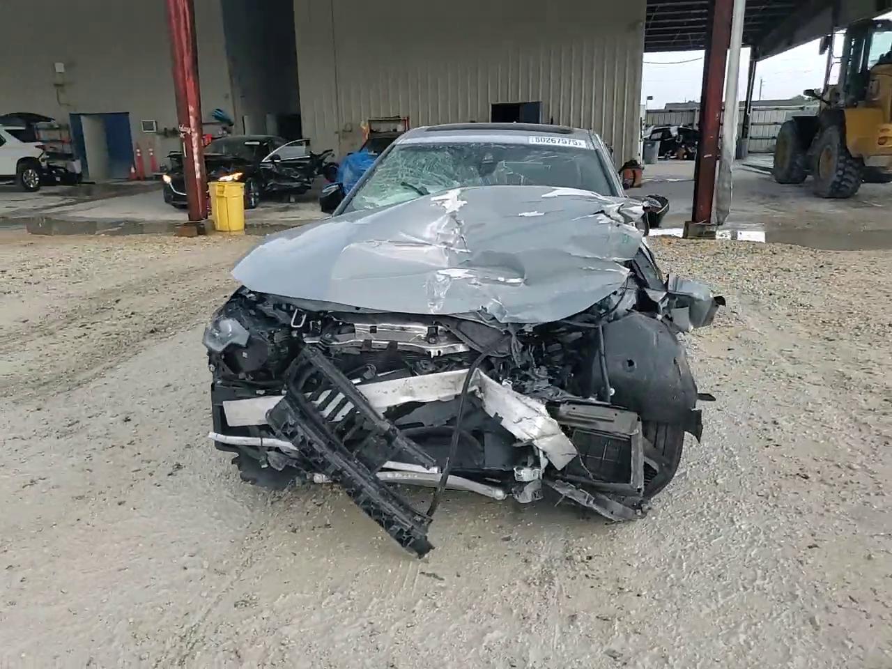 Фото: 3MW53CM08N8C41047