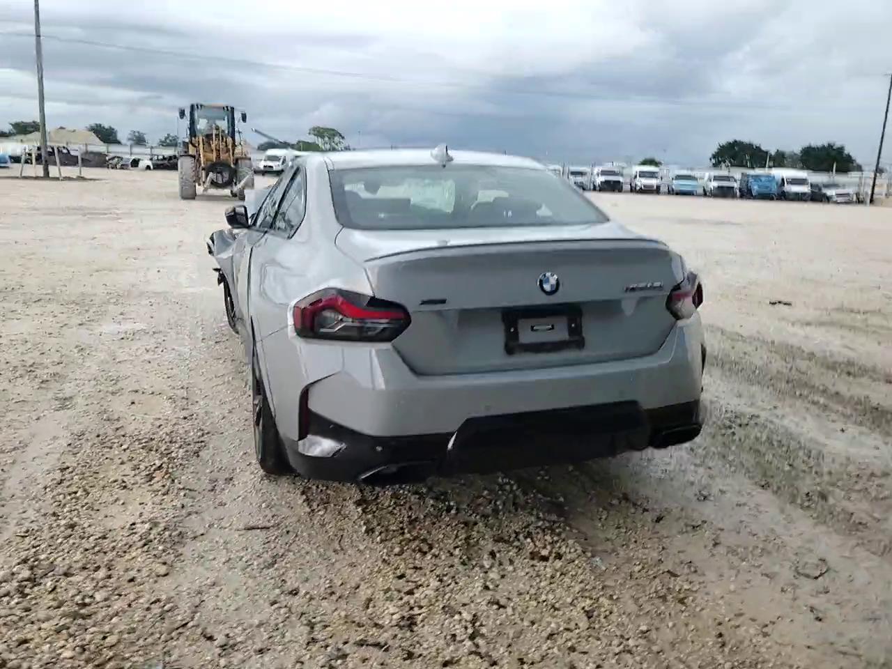 Фото: 3MW53CM08N8C41047