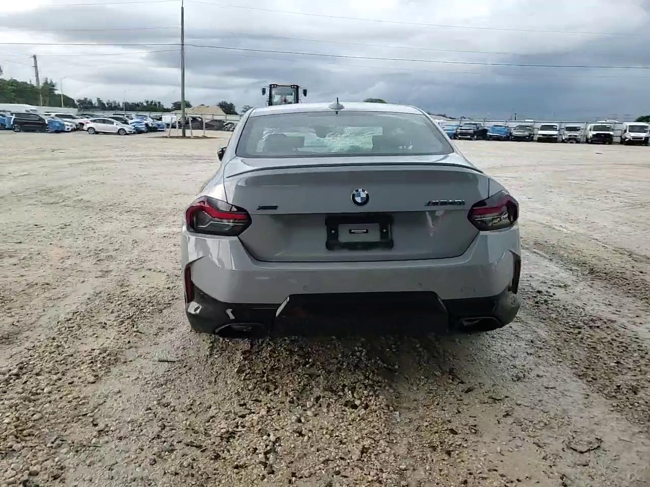 Фото: 3MW53CM08N8C41047