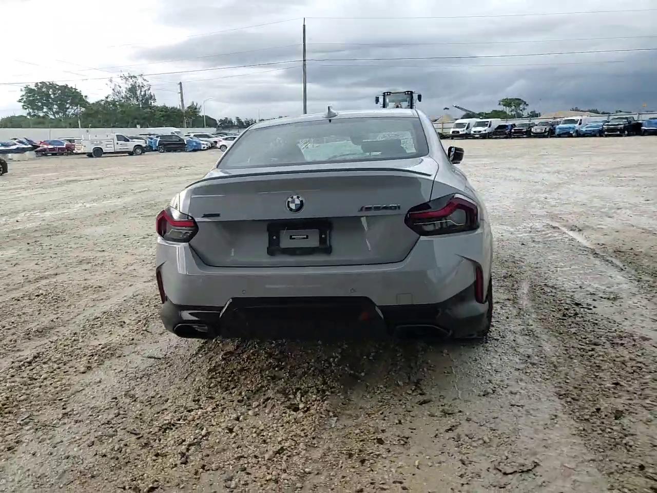 Фото: 3MW53CM08N8C41047