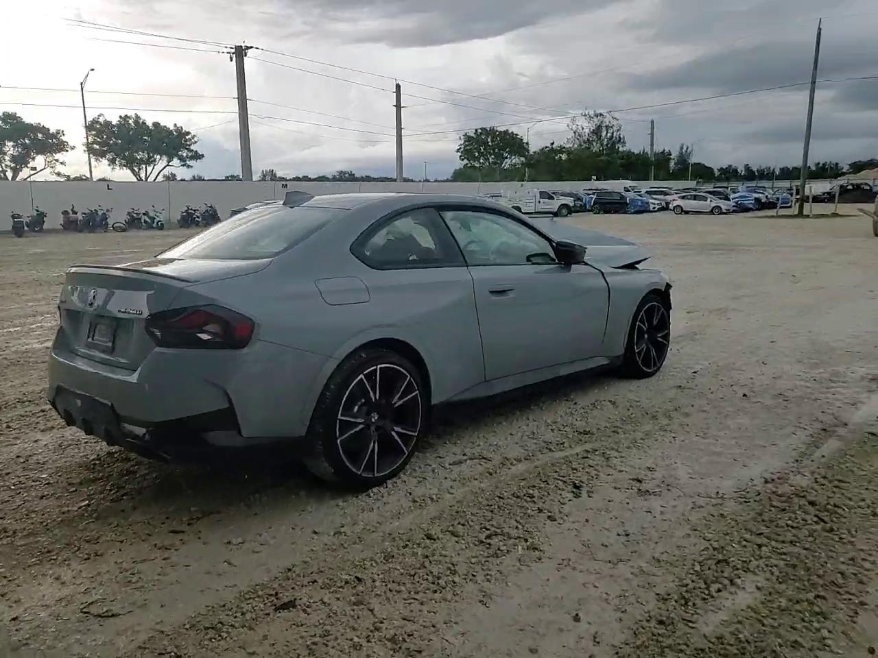 Фото: 3MW53CM08N8C41047