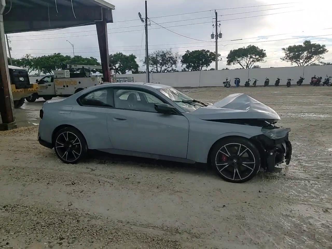 Фото: 3MW53CM08N8C41047