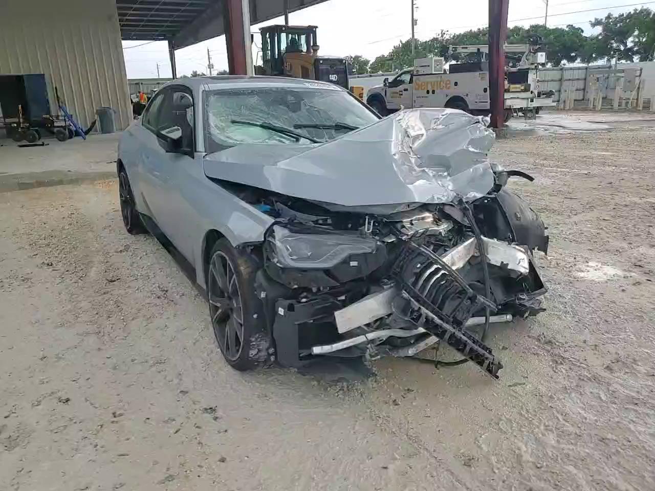 Фото: 3MW53CM08N8C41047