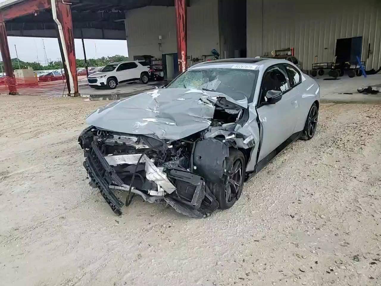 Фото: 3MW53CM08N8C41047