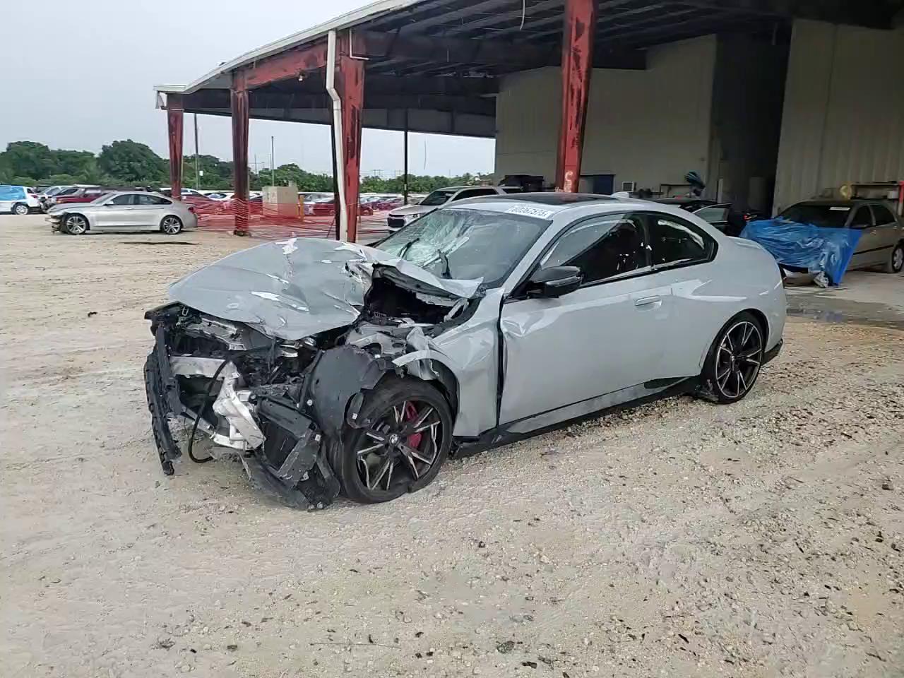 Фото: 3MW53CM08N8C41047