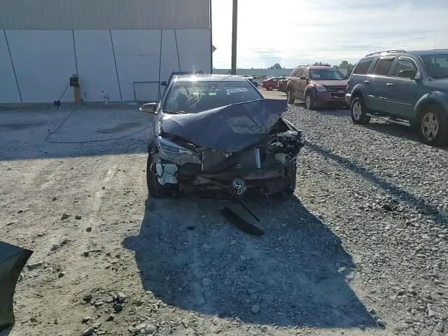 2017 Toyota Corolla L VIN: 2T1BURHE1HC833423 Lot: 81072775