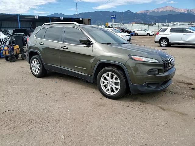 2015 Jeep Cherokee Latitude VIN: 1C4PJLCB4FW518306 Lot: 71712155