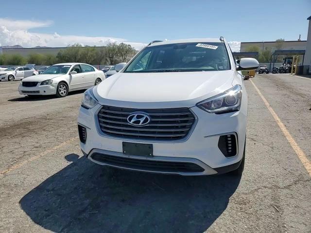 2017 Hyundai Santa Fe Se VIN: KM8SM4HF0HU167908 Lot: 83989185